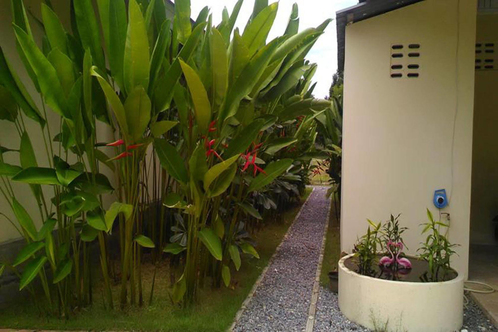 Khanom Garden Suite Kültér fotó